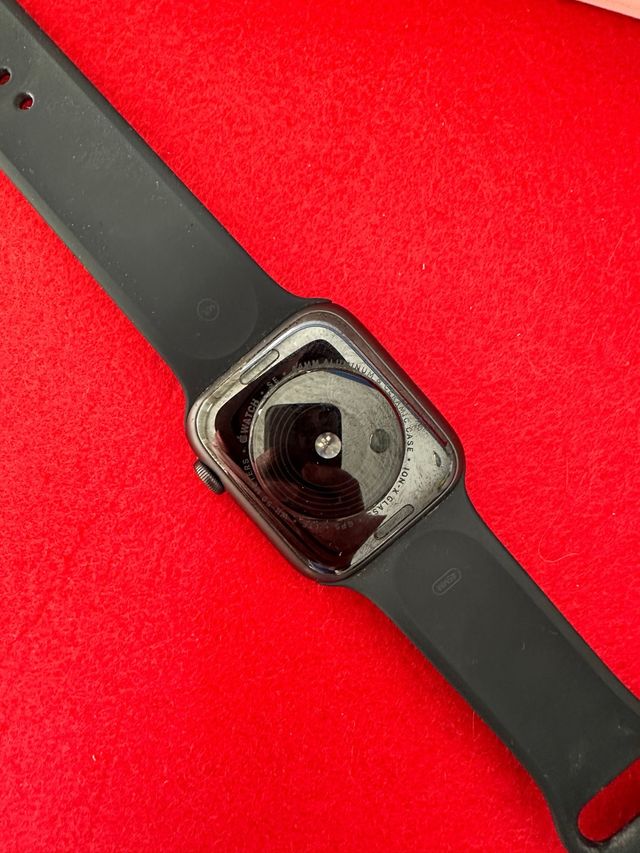 Apple Watch SE GPS + Cellular 1 Generación