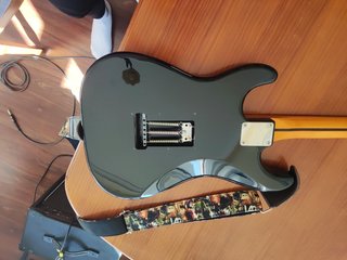 Guitarra squier cv 70s strat HSS MN blk