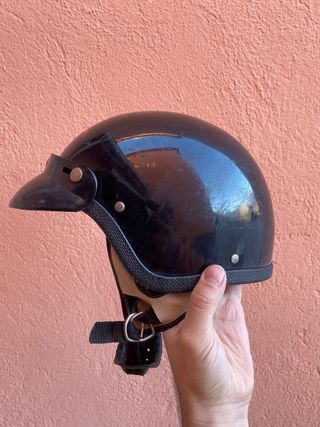 Casco de bici o moto antiguo MT