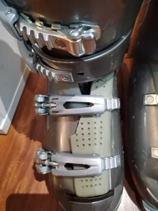 Esquís ELAN y botas + funda Salomón