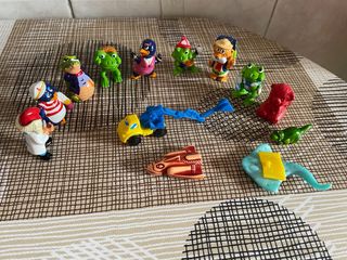 Set de figuras huevo kinder sorpresa