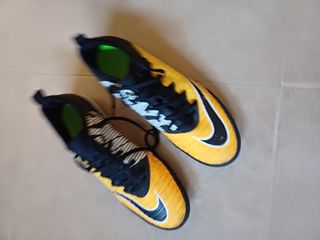 Botas de futbol nike