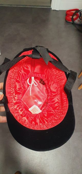 Cascos de hípica.