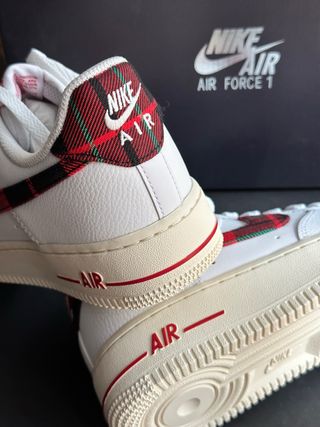Preciosas !! Nike Air Force 1 07 LV8 Plaid Estampa
