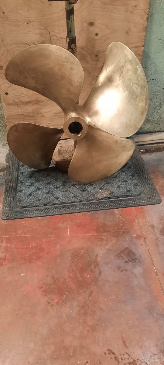 hélices de bronce 4 palas