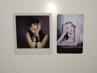 Blackpink Lisa álbum kpop - Black version.