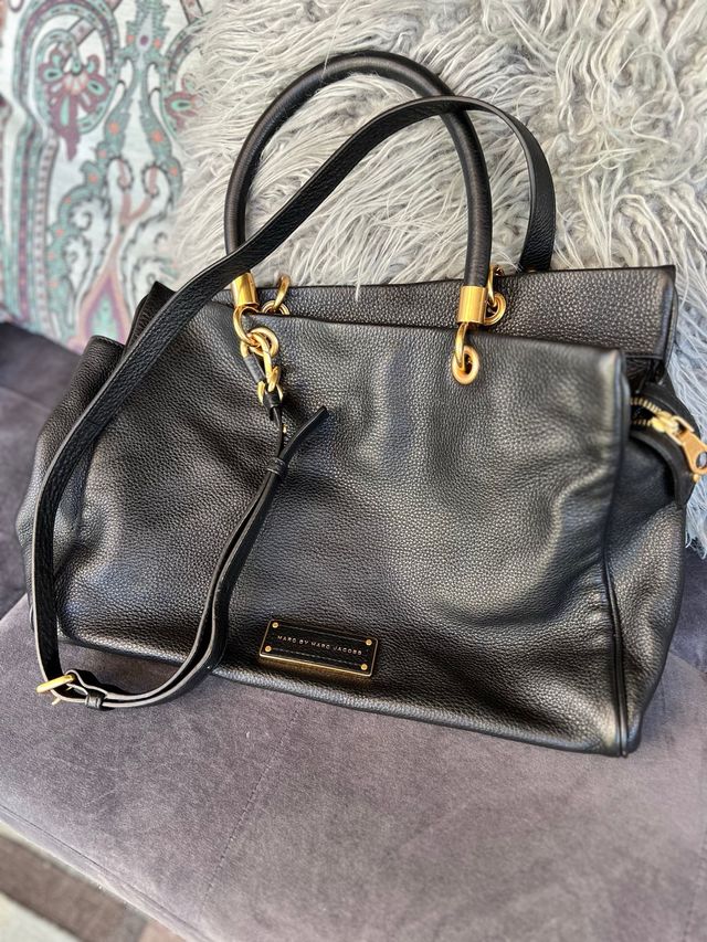 Bolso de piel. Marc Jacobs. Muy poco uso