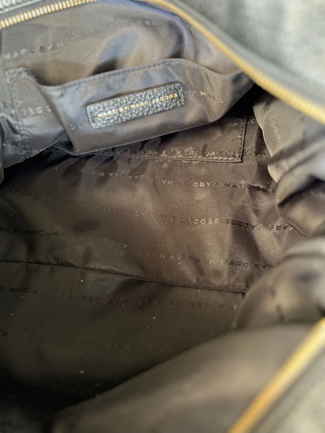 Bolso de piel. Marc Jacobs. Muy poco uso