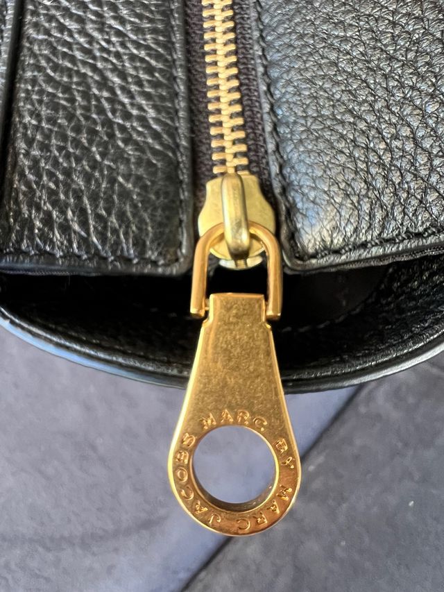 Bolso de piel. Marc Jacobs. Muy poco uso