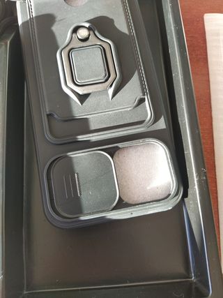 Funda con cuerda iPhone 12