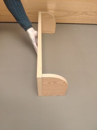 Armario, cama nido y estanterìa.