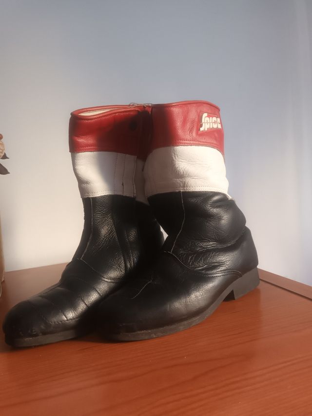 Casco shoei Scott Russell 