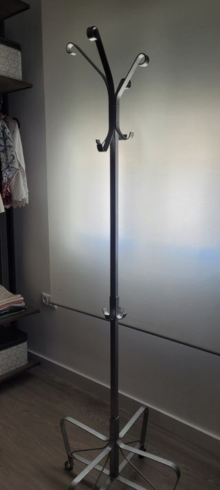 Percha de pie