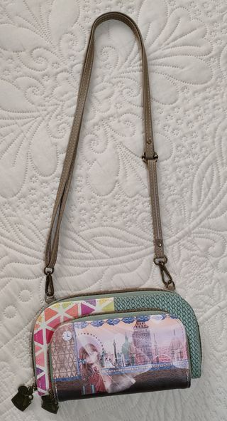 Bolso de niña