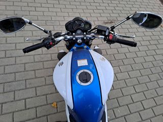 Suzuki Gladius