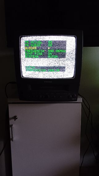 Televisor/video vhs samsung 14"