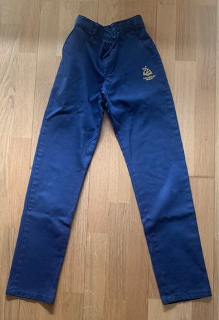Prendas uniforme cole Sagrada Familia Valencia