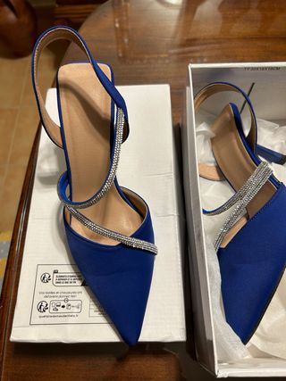 Zapato fiesta azul con detalle brillo