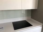 Corte en silestone vitro fregadero grifo