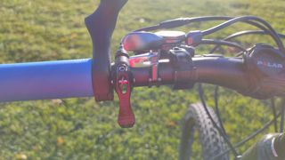 Bicicleta MTB doble Cube carbono 29 en Xt