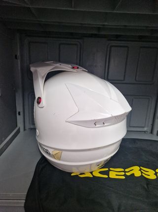 Capacete acerbis