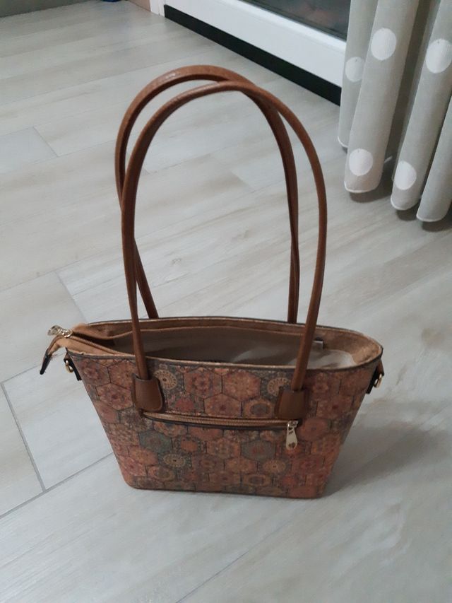 Borsa a spalla in sughero