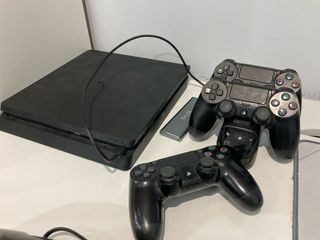 PlayStation 4 Slim