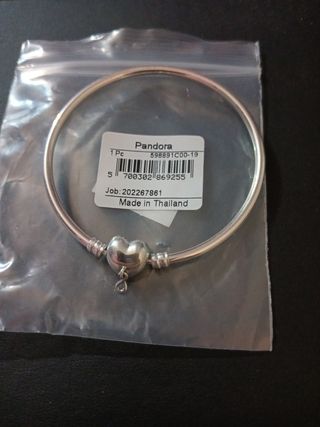 Pulsera Pandora original y nueva 