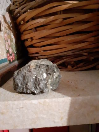 Pietra portafortuna,Orneblenda roccia