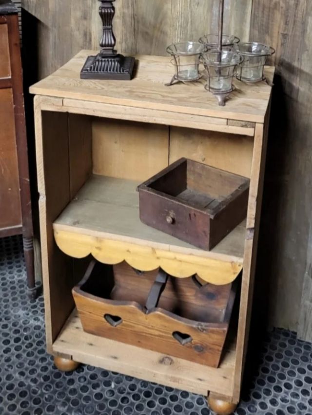 ESTANTE DE MADERA ANTIGUO 34,5×55×86cm alto