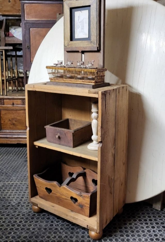 ESTANTE DE MADERA ANTIGUO 34,5×55×86cm alto