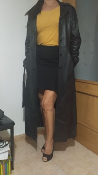 ABRIGO NEGRO 100%CUERO