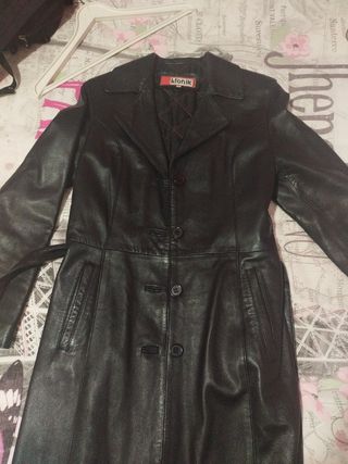 ABRIGO NEGRO 100%CUERO