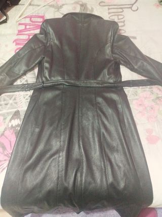 ABRIGO NEGRO 100%CUERO