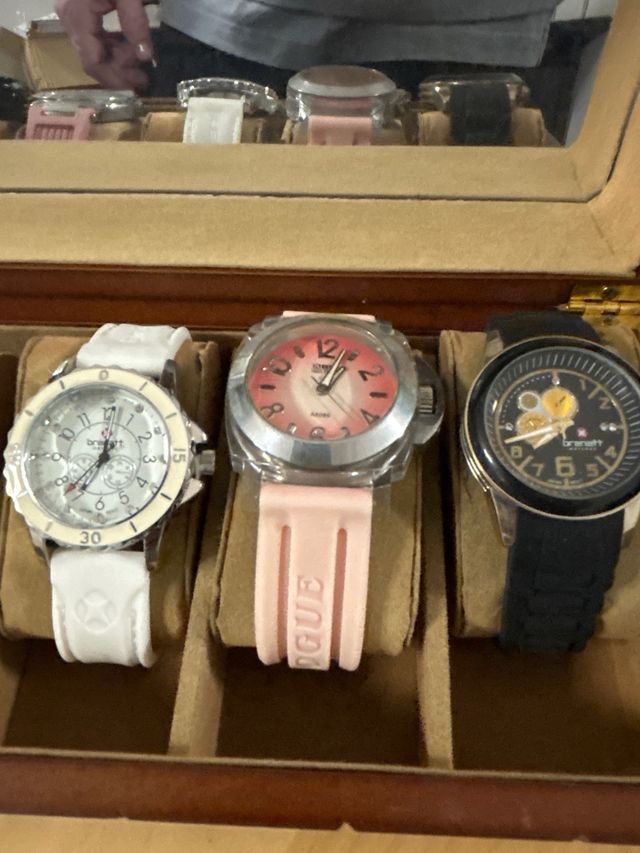Caja coleccion 6 relojes marca brenatt
