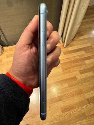Iphone XR 128 GB azul cielo