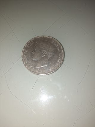 Antigua moneda 5 pesetas de plata 