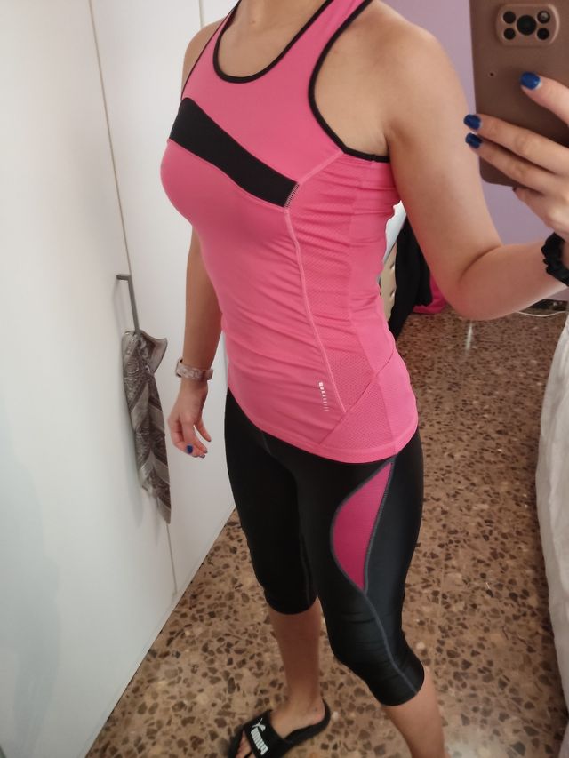 Camiseta rosa boomerang