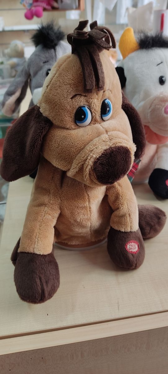 Muñecos nuevos con movimiento y musica