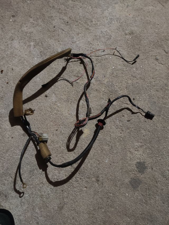 Instalación eléctrica puerta trasera gr