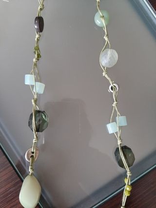 Collar y pendientes boho verde nuevos