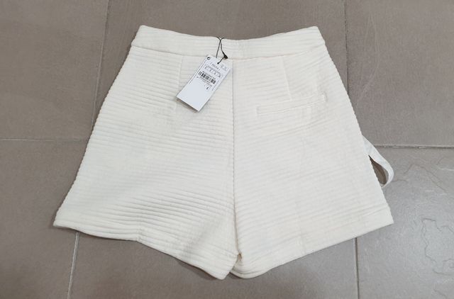 Short blanco T-S