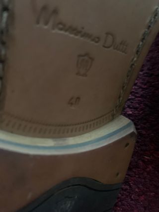 Mocasines de piel a estrenar de Massimo Duti.