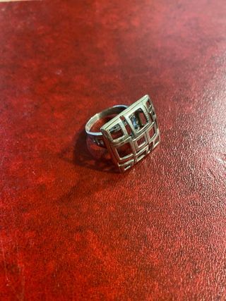 Anillo de plata de ley