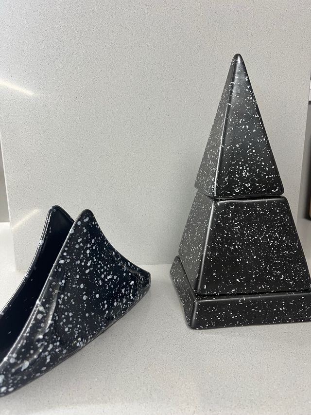 soporte sevilletas y figura