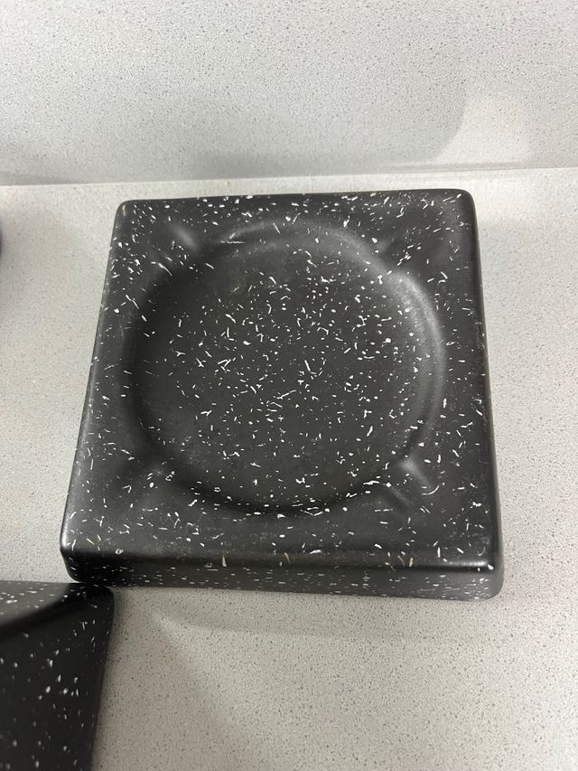 soporte sevilletas y figura