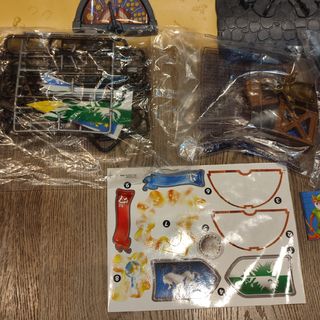 TORNEO MEDIEVAL DISNEY HEROES SWORD STONE CASTLE