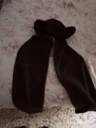 Sciarpa con cappuccio