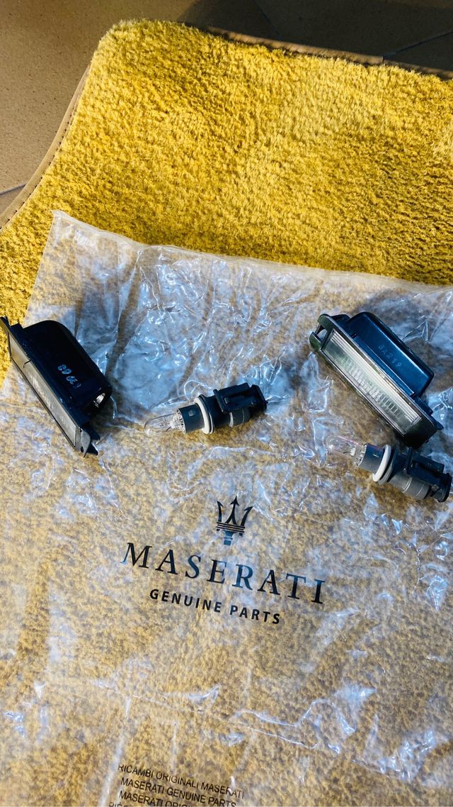 FARI MASERATI E COPRI-PORTE