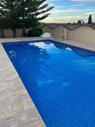 Tecnico y Mantenimiento de piscinas